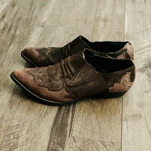 Dolce Vita Western Short Booties 7.5